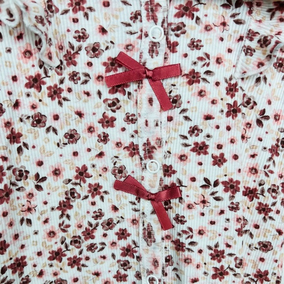 NEW Nicole Miller 2 Piece Ivory Floral Footie Set with Har Size 6/9 Months NWT - Picture 3 of 8